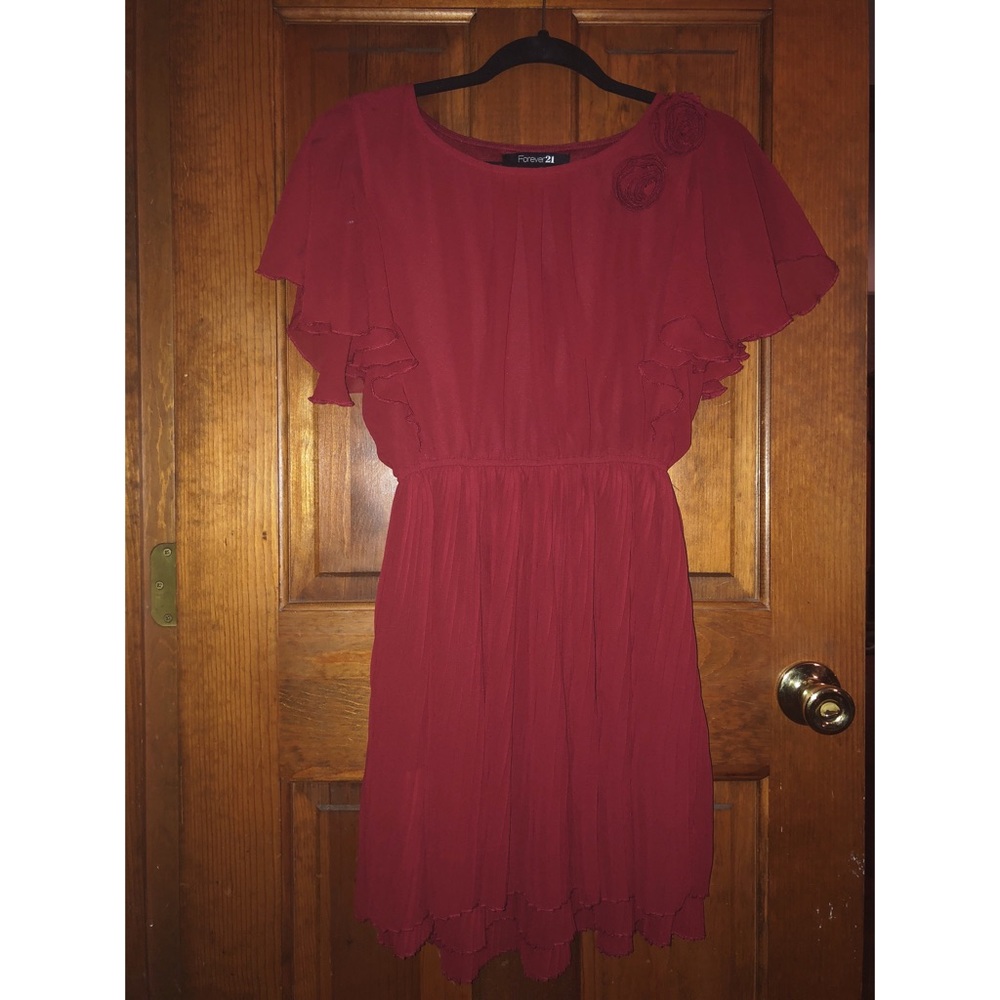 Forever 21 Red Ruffle Sleeve Pleated Dress